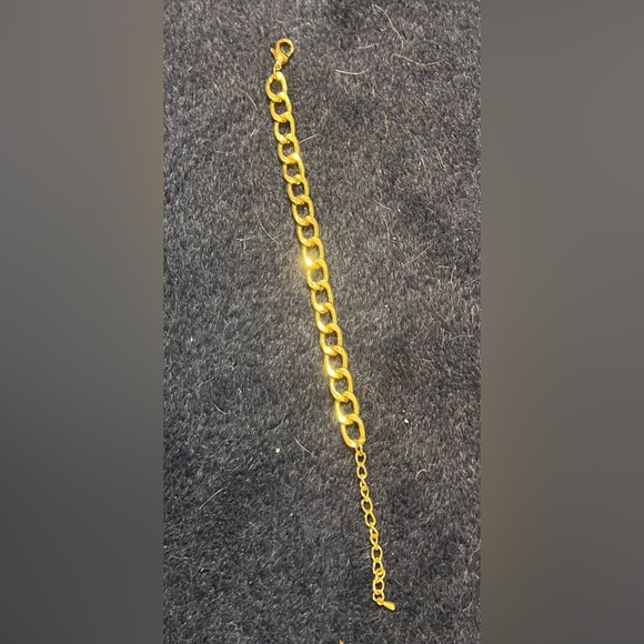 Gold adjustable bracelet - Picture 2 of 2
